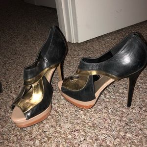 Jessica Simpson Platforms